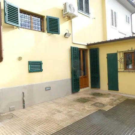 Casa Storica E Confortevole Empoli Exterior foto